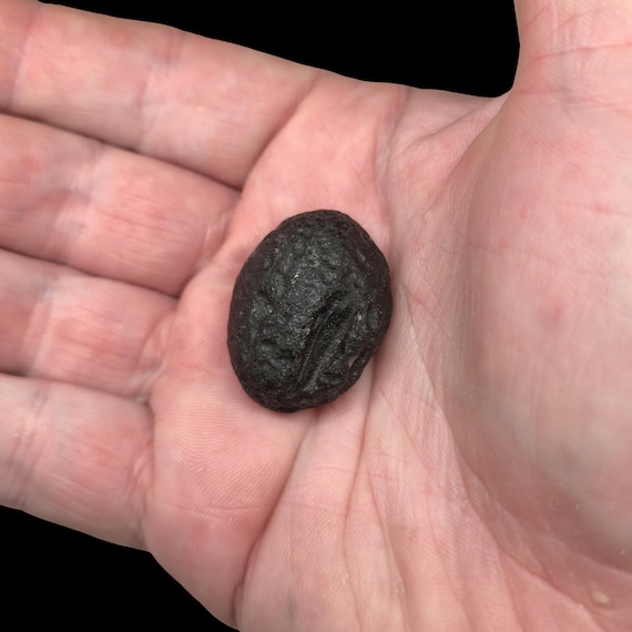 Raw Colombianite "Piedra de Rayo - Stone of Lightning", 18g Pseudo Tektite from Cauca, Colombia (32.2mm)