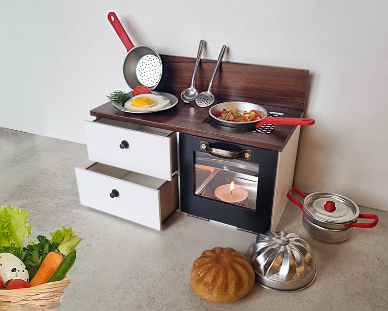 Petit kit de cuisine Mini cuisinière pour cuisiner de vrais petits aliments Miniatures de travail Mini four avec casseroles et poêles miniatures Ensemble de cuisine pour maison de poupée image 4