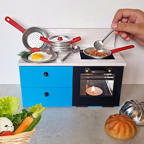 Tiny Cooking Set - Mini Stove for cooking real tiny food \ Working Miniatures\ Mini Oven with miniature pot and pan \ Dollhouse Kitchen Set