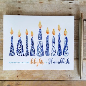 Tarjetas de notas de Hanukkah: te deseamos todas las delicias de Hanukkah, Menorah Zentangle, tarjeta moderna de Hanukkah, tarjeta única de Hanukkah en acuarela
