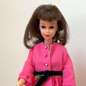 Vintage Francie brunette 1965 Barbie doll