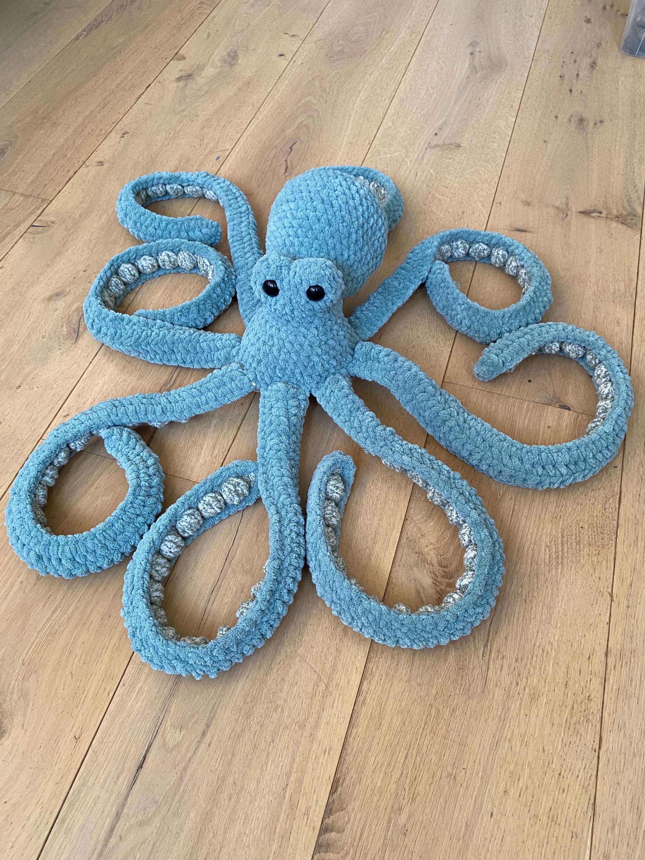 Anchor The Octopus Crochet Plushie Toy, size large, soft green