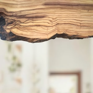 Espejo de pared rústico de madera de olivo, arte de pared de madera con borde natural, espejo redondo de madera imagen 6
