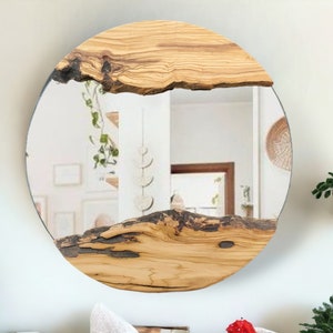 Espejo de pared rústico de madera de olivo, arte de pared de madera con borde natural, espejo redondo de madera imagen 5