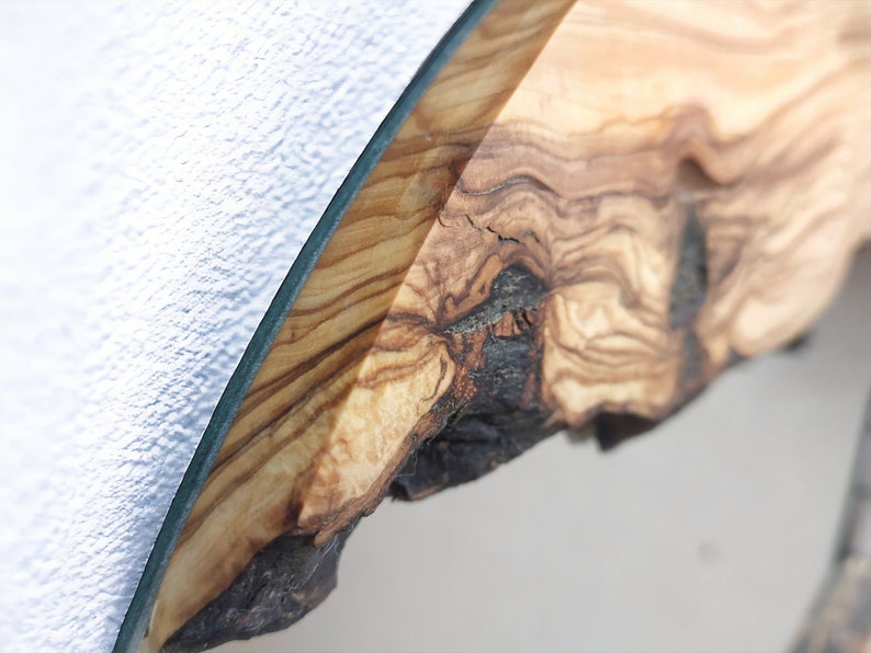Espejo de pared rústico de madera de olivo, arte de pared de madera con borde natural, espejo redondo de madera imagen 7