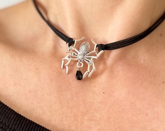 Gothic choker, Spider necklace choker, Halloween gift