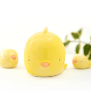Cute Easter Chick Figurine, Yellow Chicky to Decor Easter. Ceramic Handmade in Italy