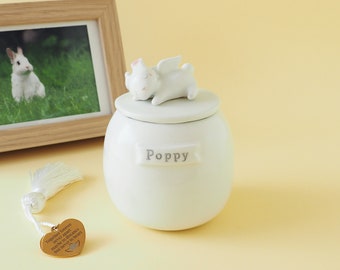 Custom Pet Urn for Ashes. A Personalized Small Pet Memorial Urn Or Small Pet Sympathy Gift for Pet Loss. Ceramic Handmade in Italy