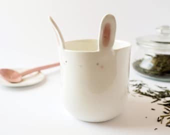 Cute Bunny Mug, Ceramic Rabbit Tea Cup, Cute Bunny gift, Bunny Coffee Cup Handmade in Italy.