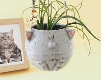Custom Cat Hanging Plant Holder with Golden Cat Tag Engraved Name. Personalized Cat Shaped Hanging Vase in Ceramic. Handmade in Italy.