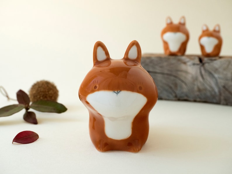 Ceramic Red Fox Figurine. A Special Woodland Animal, Handmade in Italy. Unique Fox Lover Gift. image 2