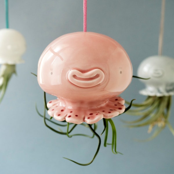 Jellyfish Hanging Planter. A Cute Air Planter Jellyfish shaped to hold Air Plants. Ceramic Handmade in Italy.
