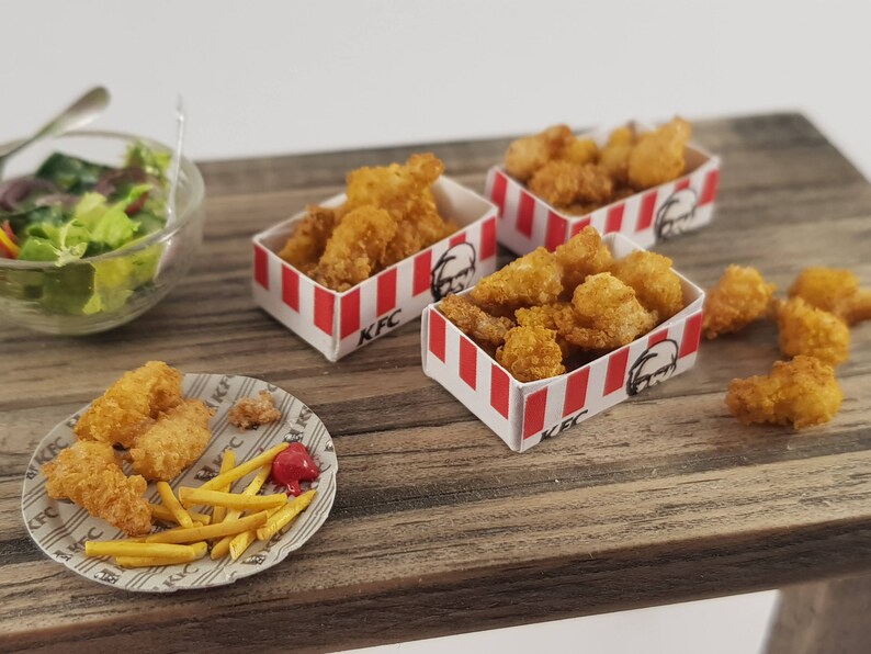 Download FRIED CHICKEN KFC box miniature 1:12 dollshouse food | Etsy