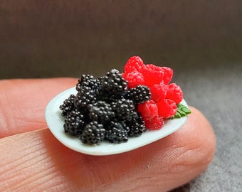 RASPBERRIES and BLACKBERRIES on white plate, unique, OOAK; miniature in scale 1:12, dollshouse fruits composition