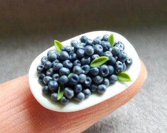 BLUEBERRIES with leaves on white plate, miniature 1:12, dollshouse, food, fruits, kitchen