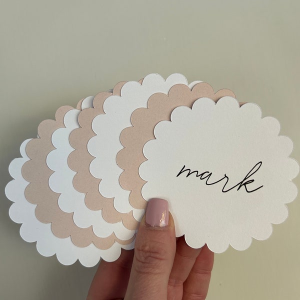 Scalloped Edge Circular Wedding Place Cards | Name Cards | place setting |table setting