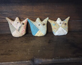 Primitive Quilted Tulips Set of 3