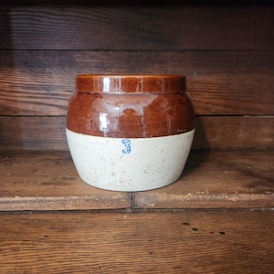 Antique/Primitive 3 Quart Bean Pot/Crock