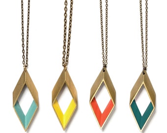 Chain brass diamond retro in your desired color!