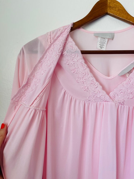 Vintage Light Pink Nightgown & Robe Set - Size Sm… - image 8