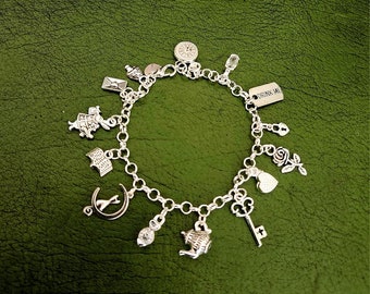 ALICE IN WONDERLAND charm bracelet w/charms PLUS matching key ring NWT!