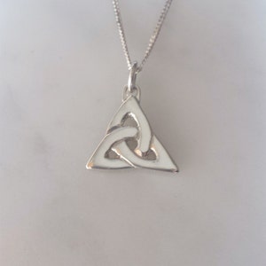 Celtic Trinity Knot Necklace - sterling silver Celtic necklace pendant