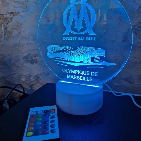 Lampe Acrylique personnalisée sur socle led 16 couleurs - Lampe OM - Lampe Stitch - Lampe Safari - Cadeau bébé Envoi offert en point relay