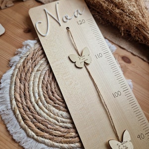 Gráfico de altura de parede de madeira - Gráfico de altura de parede personalizado - Presente de nascimento personalizado misto - Entrega gratuita para ponto de retransmissão
