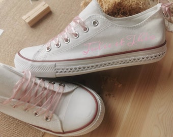 Witte canvas sneaker - Trouwschoen - gepersonaliseerde bruidssneaker - Gratis levering via Chronopost relay - schoenstickers