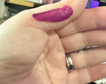 M15 Matte Vegan Lipstick