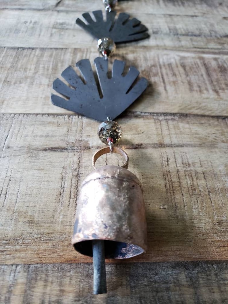 Suncatcher Shell Clam Hanging Bell Wind Chime