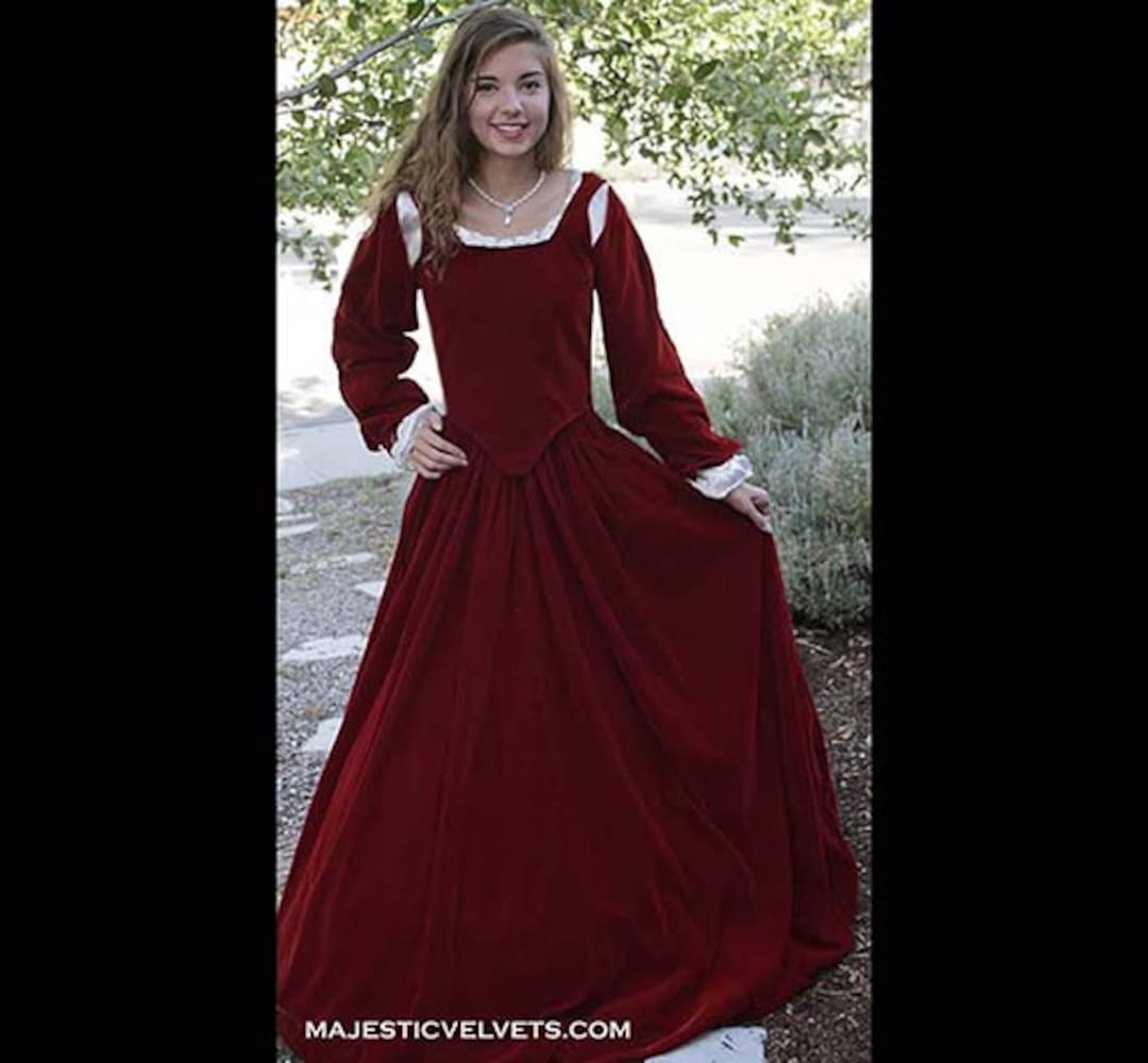 Renaissance Medieval RED Velvet Dress Costume Clothing Bodice Skirt
