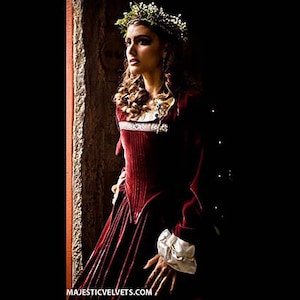 Renaissance Medieval WINE  Velvet "Gabriella" Dress Clothing Bodice Skirt Pearl Detachable sleeves HALLOWEEN COSTUME Madrigals Dickens #1