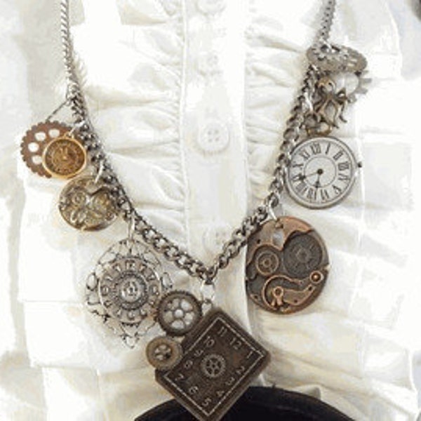 Versandfertig STEAMPUNK KETTE mit Charms.  36 "lange KETTE für Kostüm Cosplay Halloween.