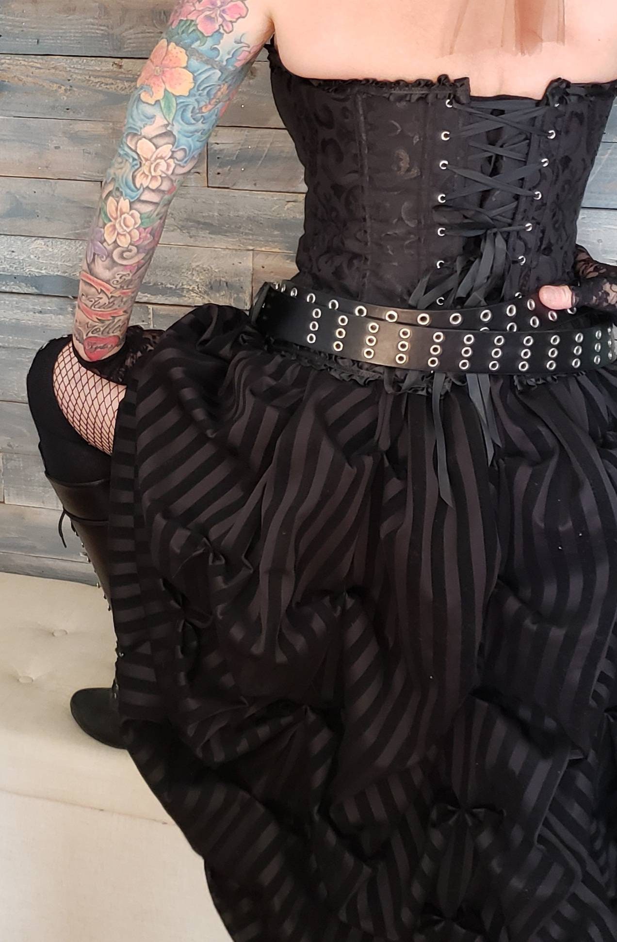 Black Striped Bustle Skirt for Steampunk Renaissance Cosplay Dickens  Festivals -  Israel