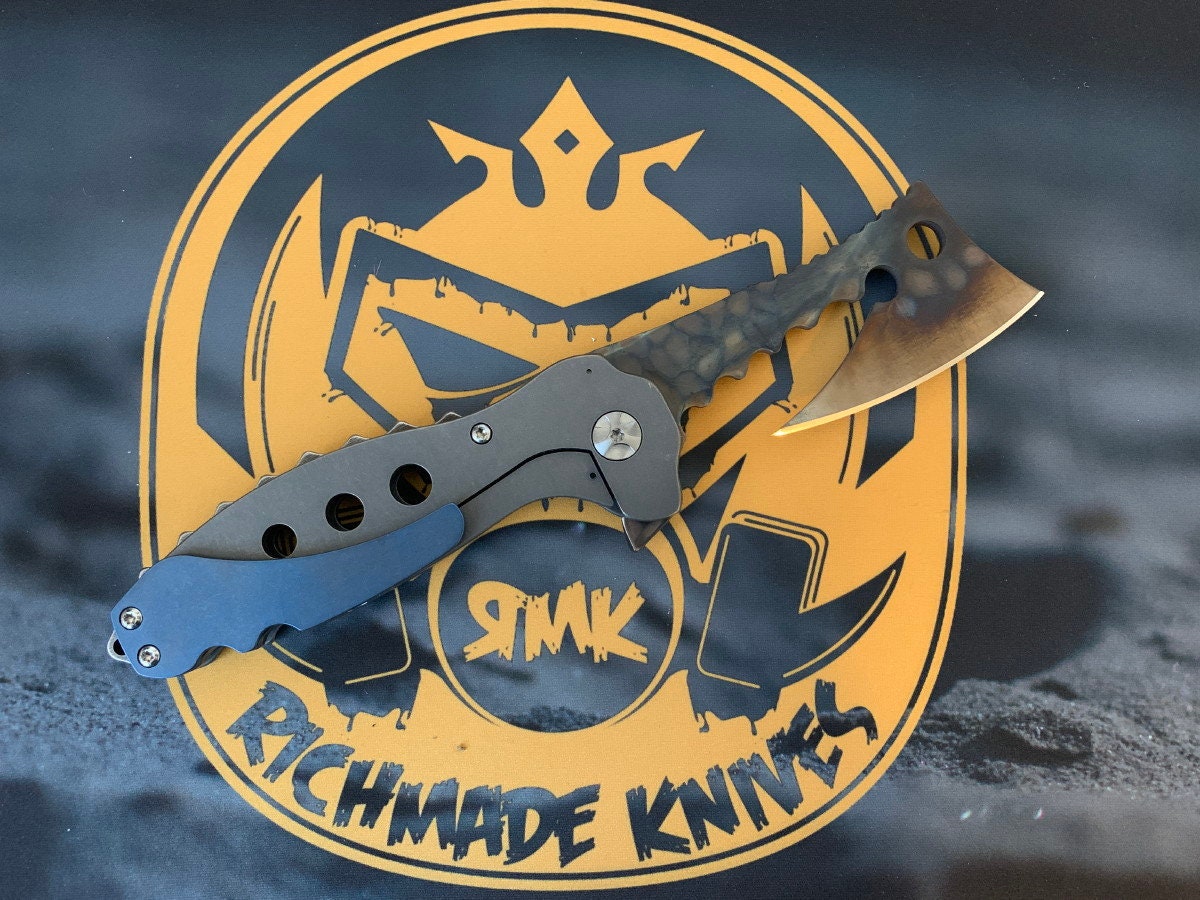 Large Ratchet Folding Knife
