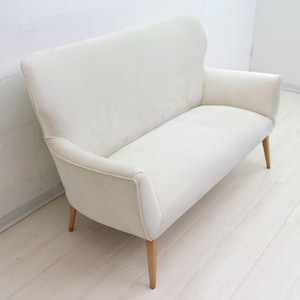 After Gio Ponti Mid-Century Modern Italian Velvet Small Sofa, 1950s