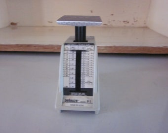 Vintage Postal Scale Pelouze Model ZC-5 1967 5 Pounds From