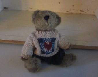 Boyds Bears boy bear in overalls and heart sweater collectible bear Matthew Bear?