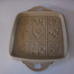 Celtic Spring Ceramic Shortbread Pan
