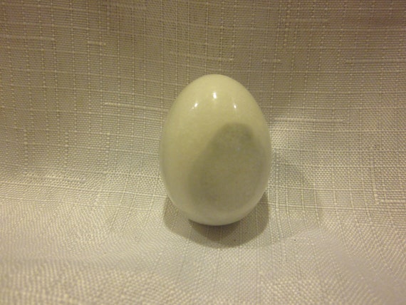 White marble egg