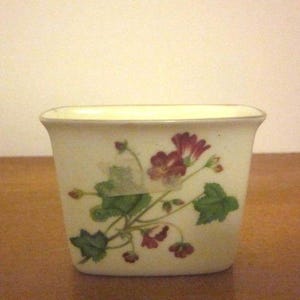 Minton Meadow Wildflowers cigarette holder toothpick holder English bone china