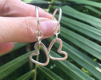 Silver heart earrings, hoop and hearts silver earrings, sterling silver jewelry, Handcrafted earrings in silver