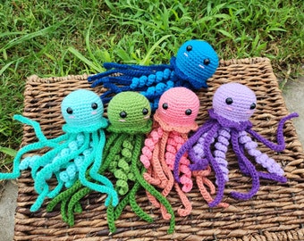 Jellyfish crochet jelly friend amigurumi preemie companion