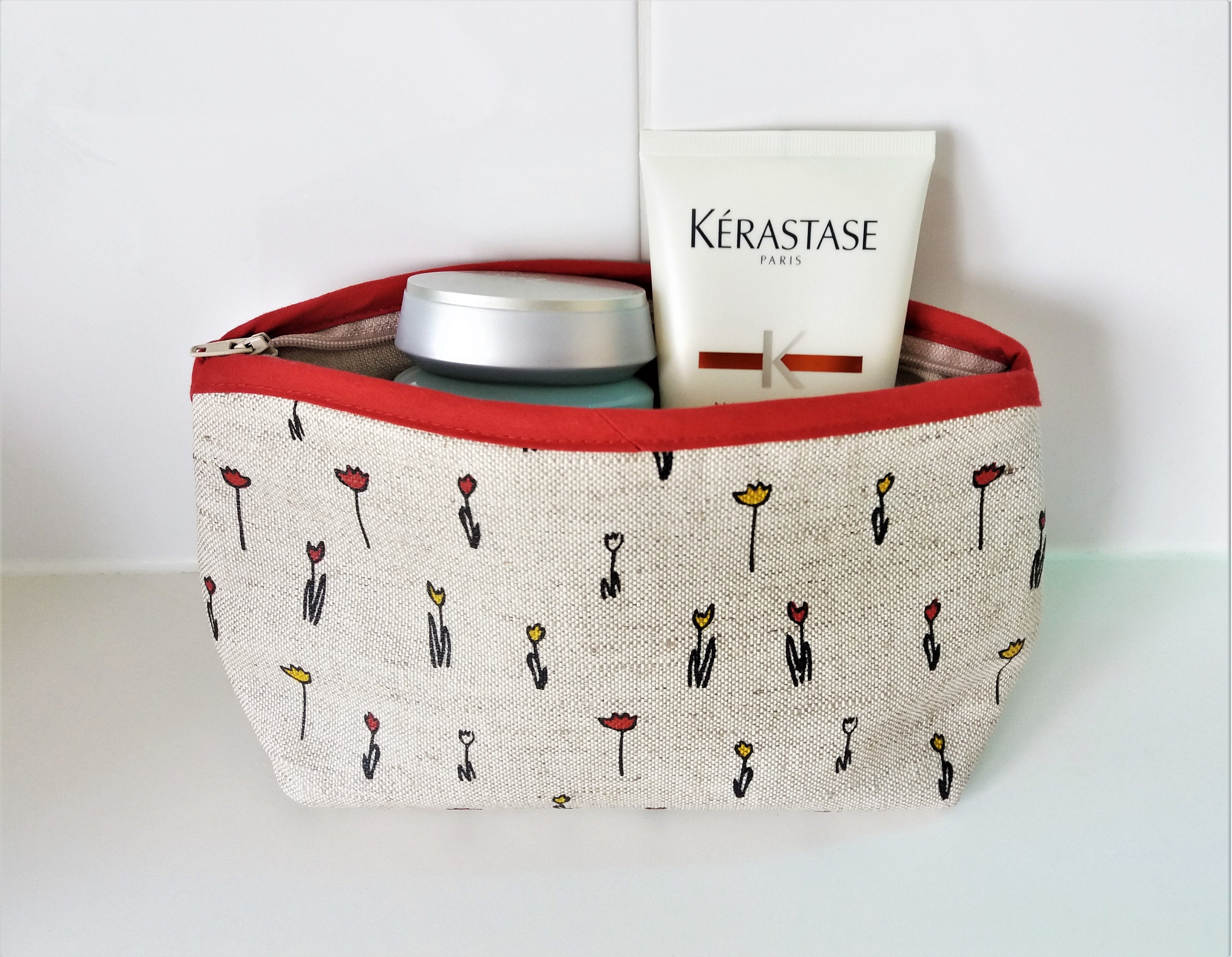 Linen Cotton Cosmetic / Pencil Case Zipped. Water resistant finish.