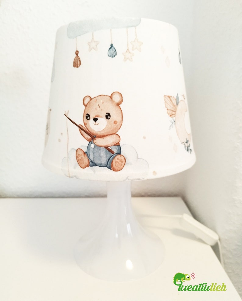 Unikat Tischlampe Nachttischlampe Mini-Bär auf Regenbogen Bild 2