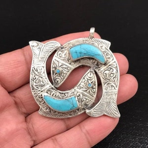 Afghanischer Doppel-Fisch-Anhänger Kuchi, Pisces, Sternzeichen-Charme, Vintage-Stil, Yoga Mala, Halskette, Zubehör, antikes Design, Geschenk.