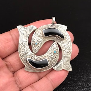 Afghan Tribal Kuchi Double Fish Pendant Handmade Pisces Zodiac Sign Charm Vintage Style diy Yoga Mala Necklace Findings Antique design Gift.