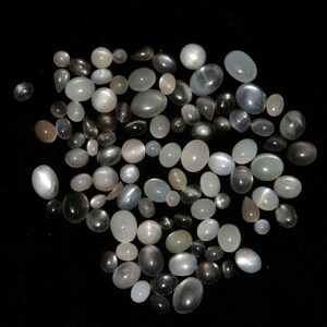 95 pcs lot wholesale natural Milky Moonstone lot mix size and Mix shape Loose cabochons For jewelry Making image 2
