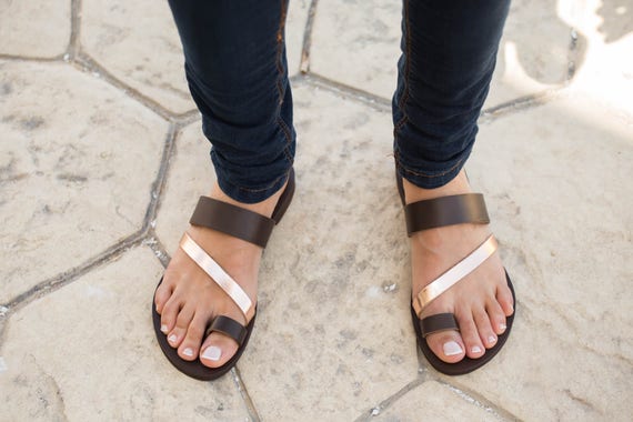 Hush Puppies Men's Charles Toe Ring Black Flip Flops Thong Sandals - 9 UK/ India (43 EU)(8746952) : Amazon.in: Fashion